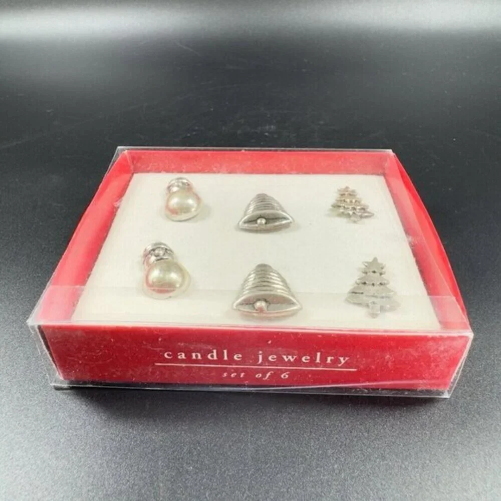 PIER 1 Candle Jewelry Silver Tone‎ Bell Christmas Tree Set 6 charms Open Box